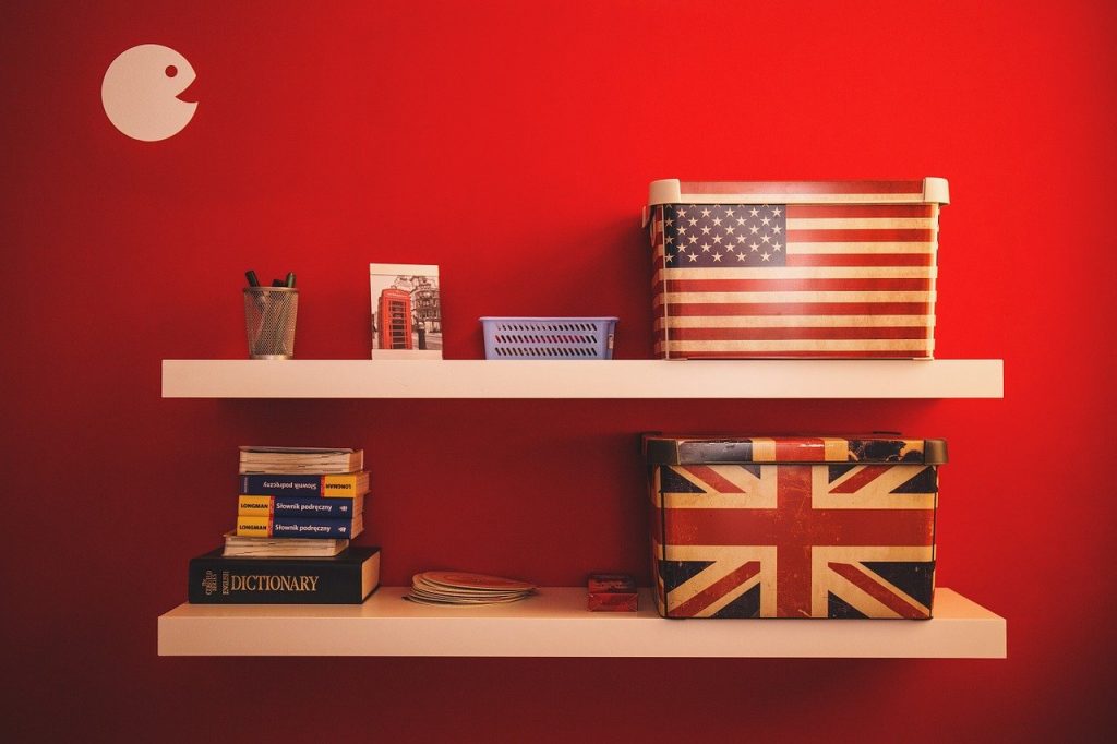 Pequeñas diferencias entre el inglés británico y el americano (2020)